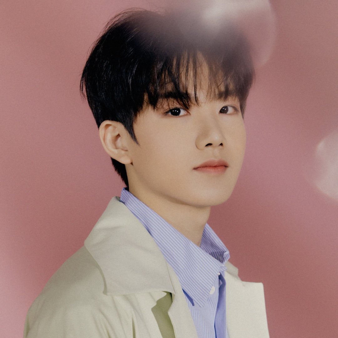 0200FEED's tweet image. hi guys! this is a new account dedicated to #KIMJUNKYU &amp;amp; #KIMCHAEHYUN 

please like &amp;amp; rt to spread and support 💕 
#김채현 #김준규 #케플러 #TREASURE #KEP1ER