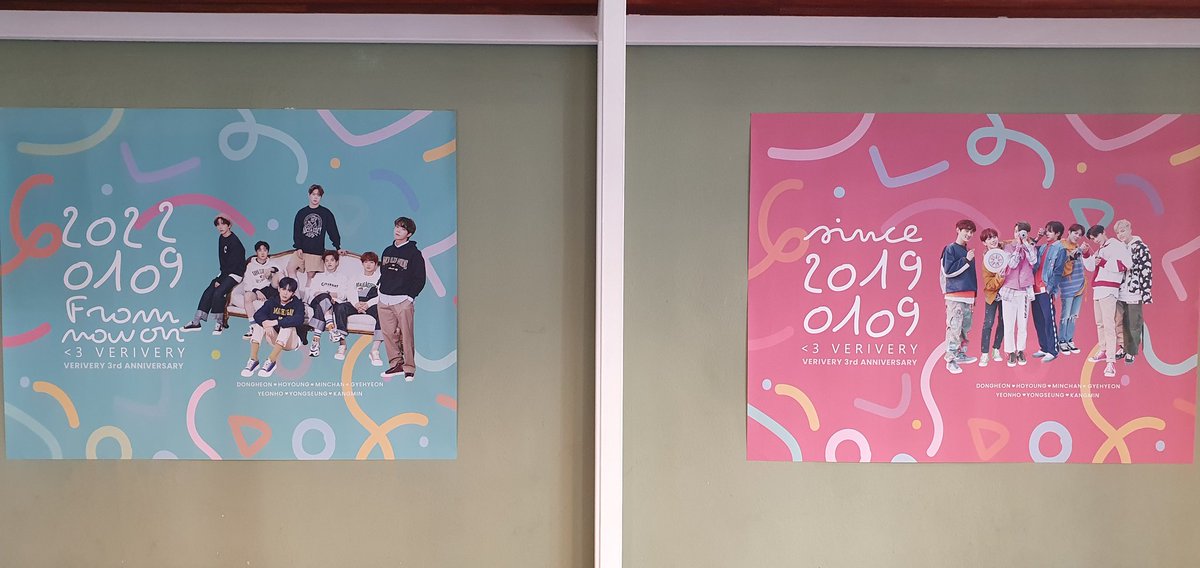 AvvioRearWindow's tweet photo. 2022년 새해는 베리베리 3주년 기념 이벤트로 시작해요🥳

함께 하지 못하지만 너무 정성스럽고 예쁘게 준비하신 @happy3vrvr 님! 고생하셨어요

데뷔 3주년 축하드리고 추운 날씨에도 방문해주신 팬분들께도 감사드려요

#베리베리 #VERIVERY #데뷔3주년 #컵홀더이벤트 #카페아비오 #cafeavvio https://t.co/3sWS8FpRbE