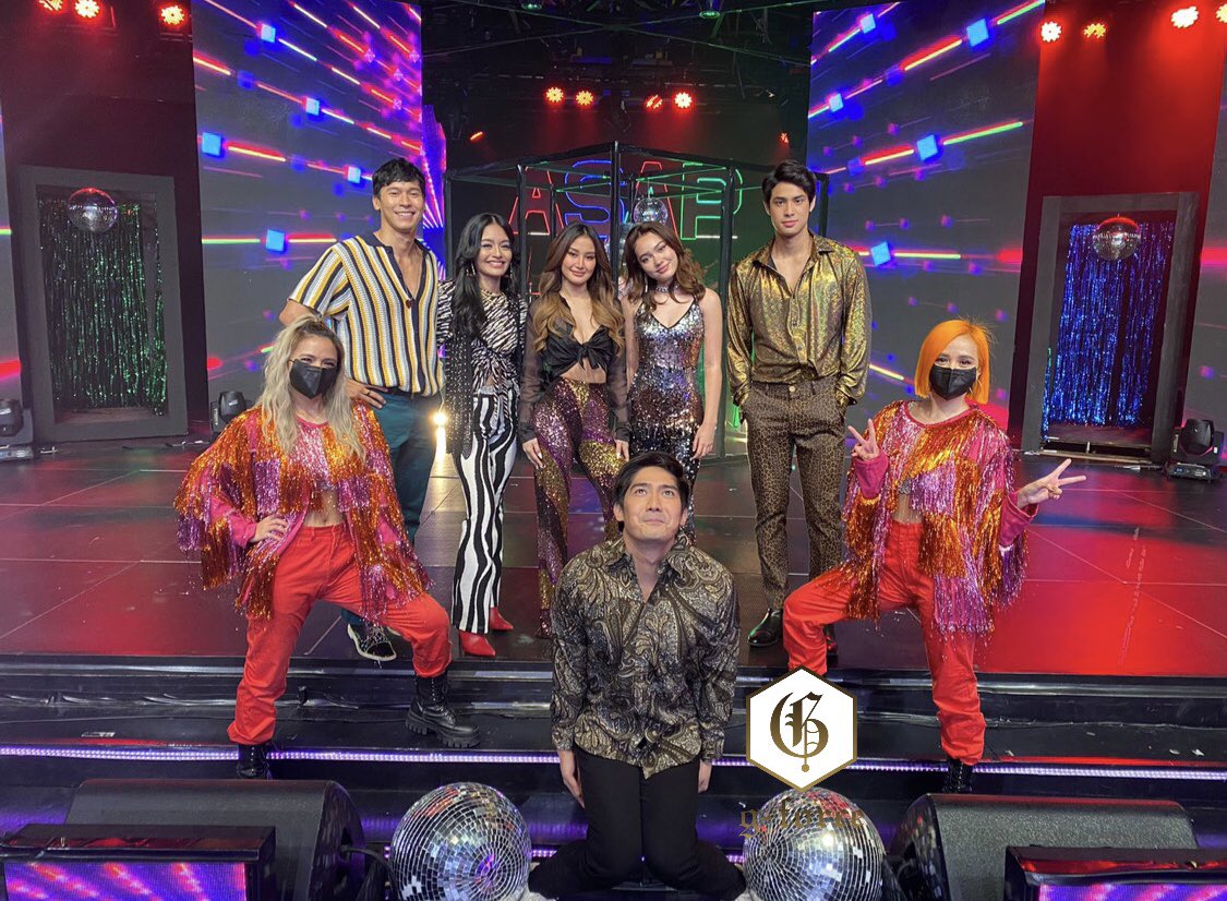 GFORCE_OFFICIAL's tweet photo. G-Force with Vivoree, Krystal, Chie, Robi, Donny and Enchong for #ASAPbigComeback Opening

#gforce
#gforcefemmes
@dgeorcelle2 https://t.co/kY6f0rTg0T
