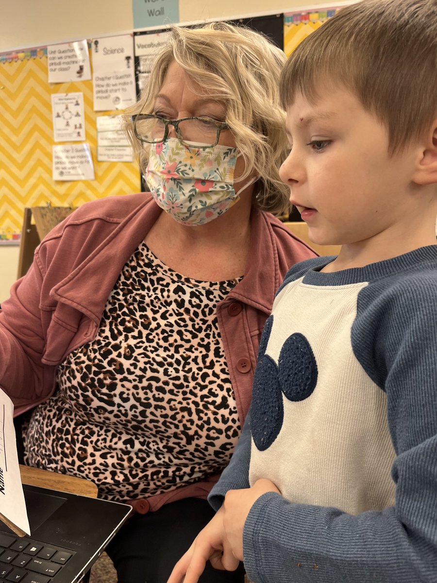 SheeksBess's tweet photo. Students are always eager to share when Mrs. Oman stops by!  Students ❤️ her! https://t.co/Rb4CCaa1tB