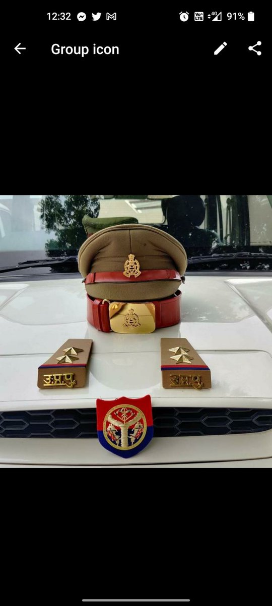 जय हिंद सर -
सैलूट सर     -

लेकिन सर ने शायद ही कभी कंधे पर हाथ रख पूछा हो 
सब ठीक है ?

अब "सर" को चुनाव लड़ना है - विधायकी ?

अब "नौकरी" और जनता के "नौकर" का अंतर पता चलेगा ?

सैलूट मारने वाले के सामने"हाथ"जोड़ वोट मांगो !

तब वो बताएगा तुम क्या कर सकते थे 
क्या किया ?