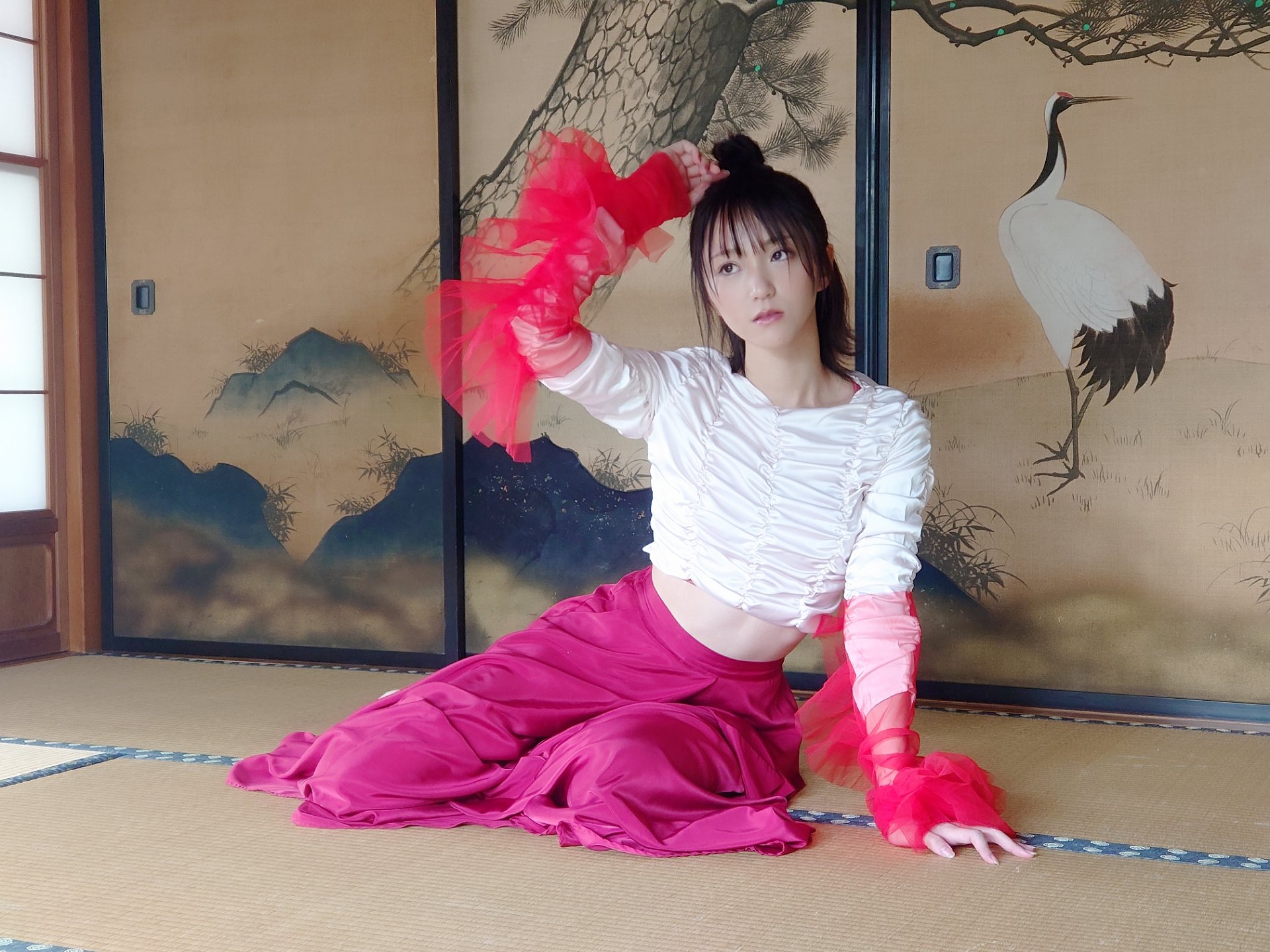 Amazon.co.jp: 野口衣織ファースト写真集 君にしか教えない