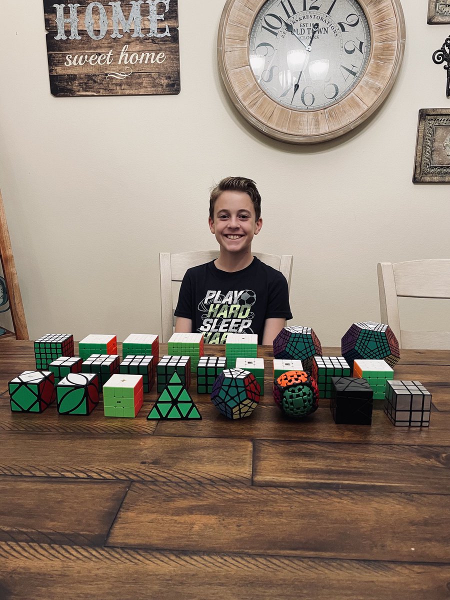 My 11yr old has just a few #RubiksCubes ⁦@CPyles8⁩ 💪🏻