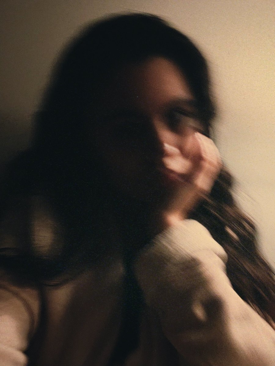 SailThroughLife's tweet photo. self portraits ~ https://t.co/NZ28Le8m1K