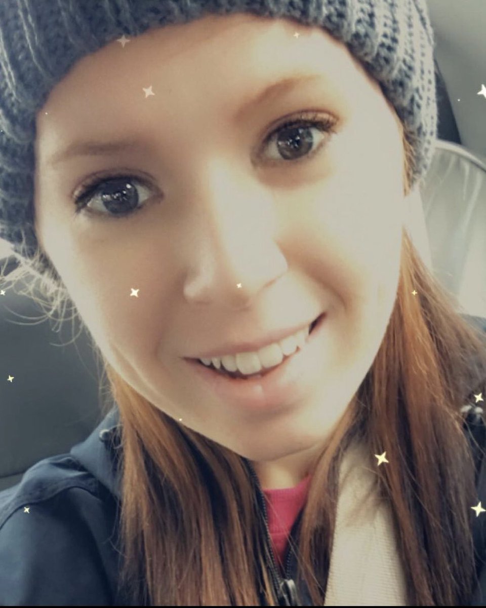 ItsAprilBritt's tweet photo. I’m in the palm of your hand and you don’t give a damn 🔥 https://t.co/FHqNAQ7lWt