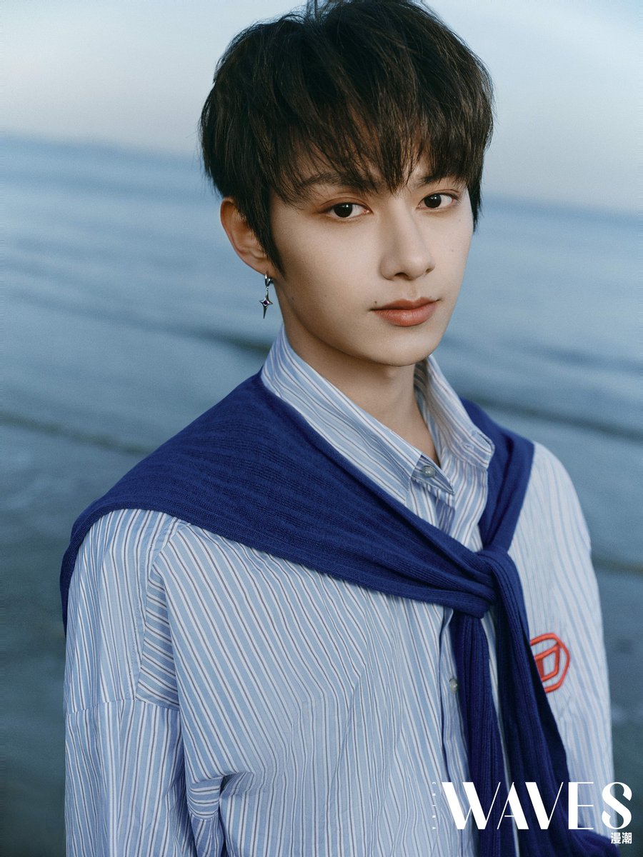 JunMeowCattery's tweet photo. #세븐틴 #준 #SEVENTEEN #JUN #文俊辉 #문준휘 #ジュン
🐱：
220109  漫潮 weibo update

@pledis_17 https://t.co/gWbcHqVF3Z