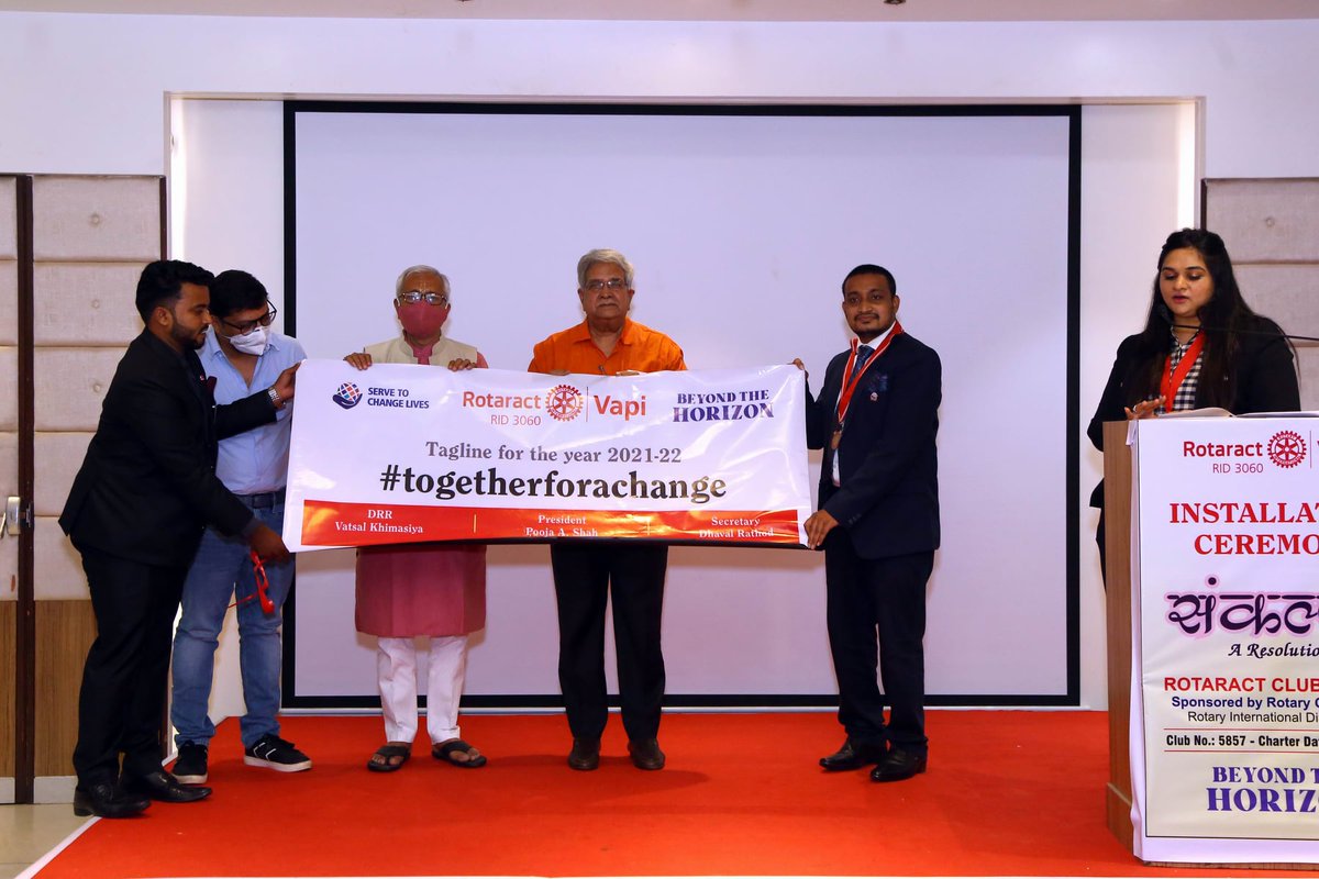 RotaractVapi's tweet image. Sankalp : A Resolution To Serve 💫

Installation Ceremony Of Rotaract Club Of Vapi 

Installing Rtr Pooja Shah as president &amp;amp; Team 21-22 

#togetherforachange
#BeyondTheHorizon
#ServeToChangeLives
#RIY21_22