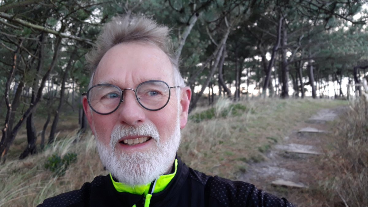 CoWiskerke's tweet photo. #looppassie Het was pittig op het strand in de ijzigge, natte, wind. Hart laten pompen, brein opgeschoond . https://t.co/Z31gU2U8MJ