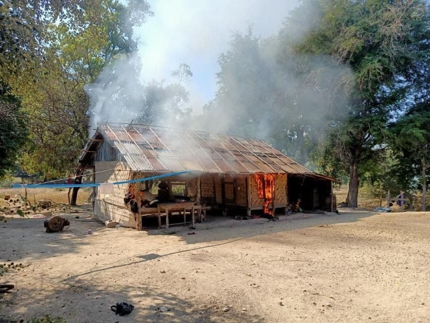 spring21MM's tweet photo. Military Terrorists have Abducted at least 90 locals as Human Shields near #Thitseik-#Yephyu village, #Wetlet Tsp and were searching PDF their inspection in the forest on Jan 9.
-And, terrorists also burnt down a PDF camp in #Wetlet Tsp during the first of January.
#2022Jan9Coup https://t.co/1SYkdNEAqd