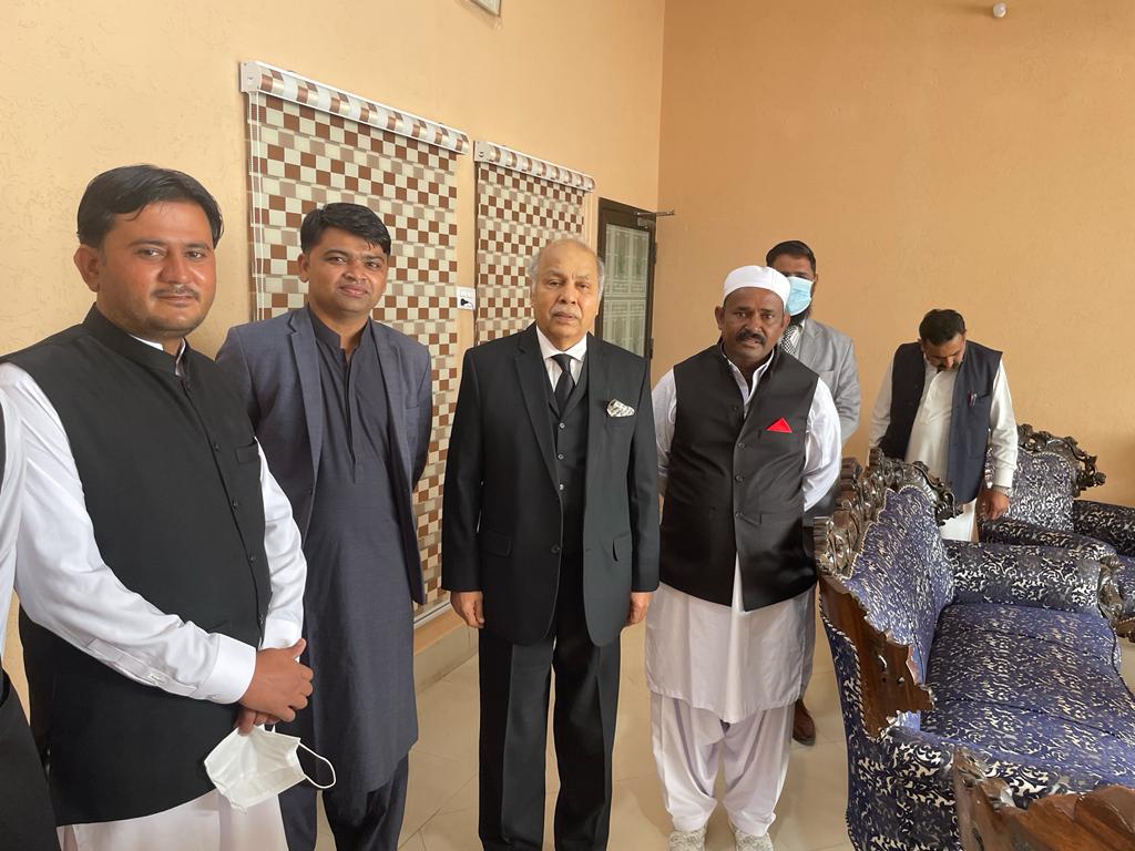 Honourable Chief Justice, Supreme Court of Pakistan graced the visit of District Tharparkar.