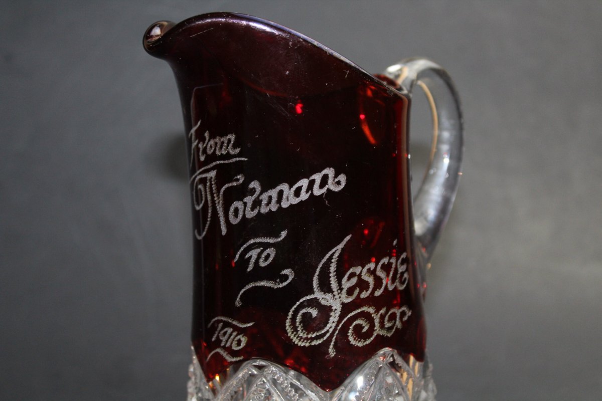 Wisdom_Lane's tweet image. Vintage Ruby Flashed Ruby Stained Glass Tankard Style Pitcher With Button and Arches Pattern 1910 Souvenir Pitcher tuppu.net/33677f65 #WisdomLane #Etsy #RubyStained