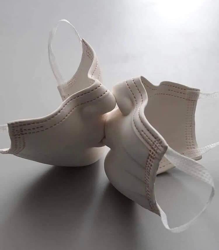 franch_laura's tweet image. Bon dia!
¡Buenos días!

📷 Hermosa escultura del artista de Hong Kong, Johnson Tsang.