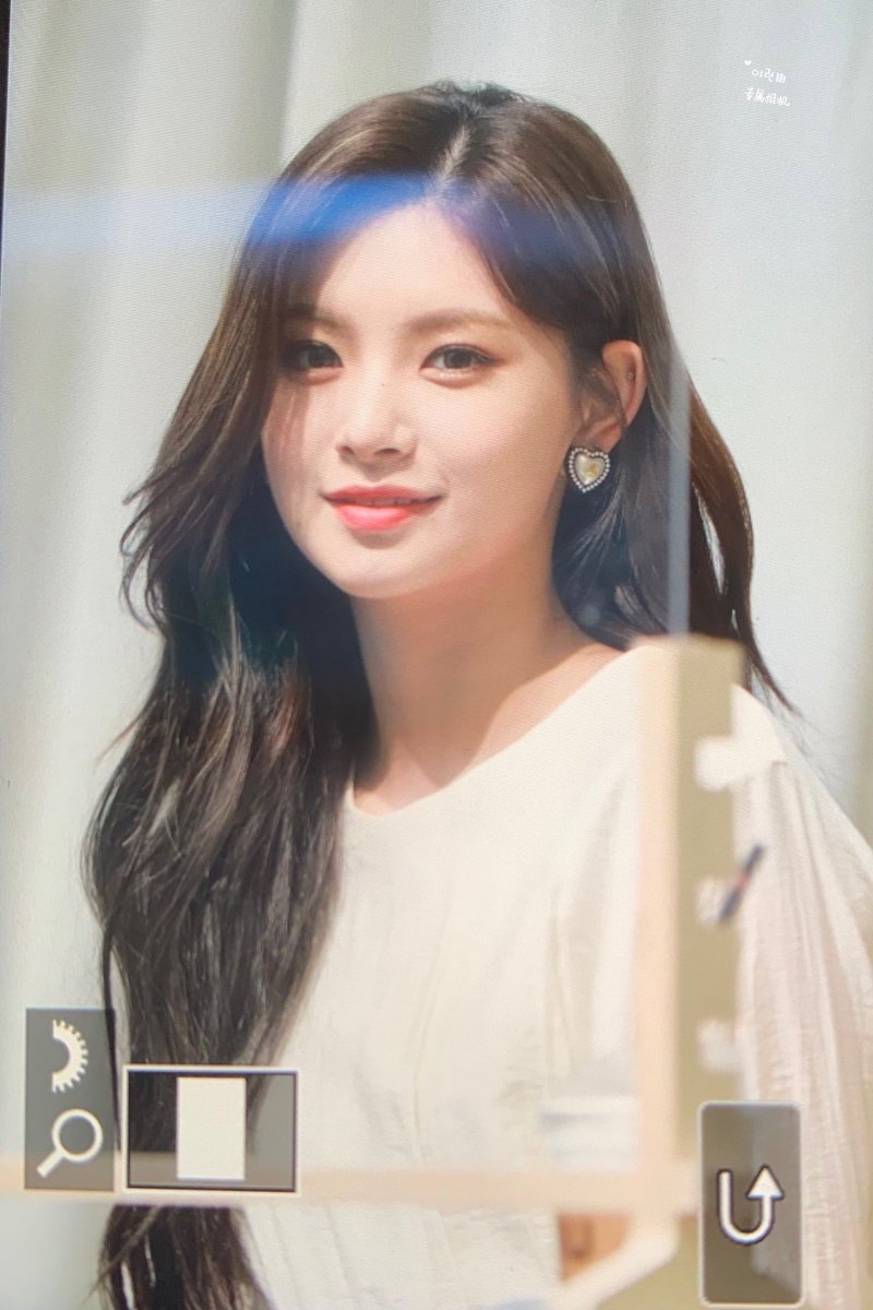 Altair1229's tweet image. 220109 팬싸 프리뷰 

#이런 #왕이런 #王怡人 #YIREN
#EVERGLOW #에버글로우