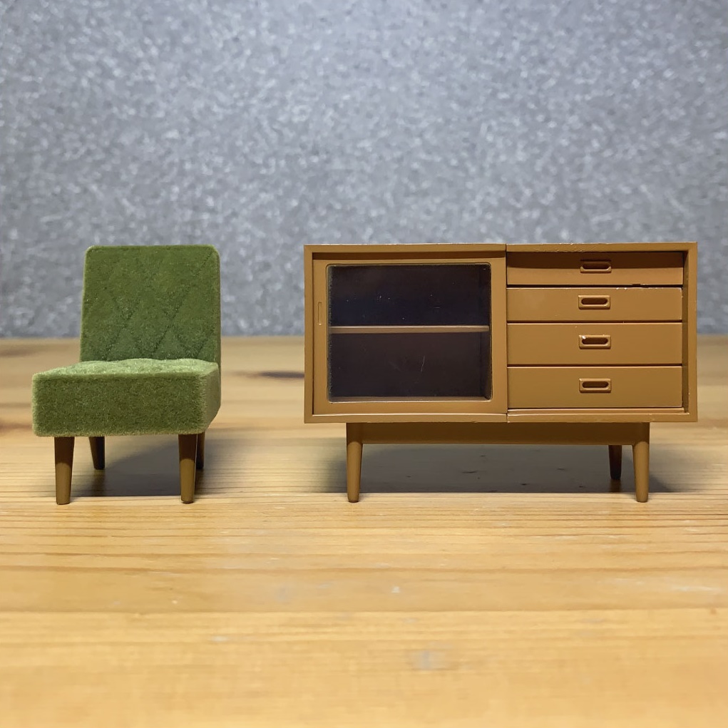 notfound404_2nd's tweet photo. 1回500円。
お、ねだん以上。カリモク60。
#カリモク60
#MINIATURE
#FURNITURE
#カプセルトイ
#Capsuletoys
#ガチャ
#ケンエレファント
https://t.co/aaMHKRtUMl https://t.co/7vJRlTj2ob