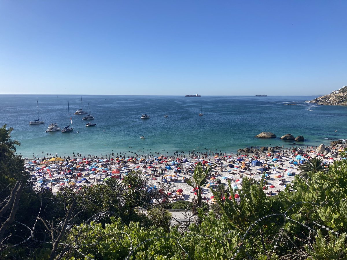 The beaches were filled in Cape Town yesterday and that’s great for the tourism sector. It’s time to rebuild! ☝️

Well done to <a href="/CityofCT/">City of Cape Town</a> lifeguards, traffic, metro police, law enforcement (etc) for ensuring that beach goers are safe! 🇿🇦

A city that works!