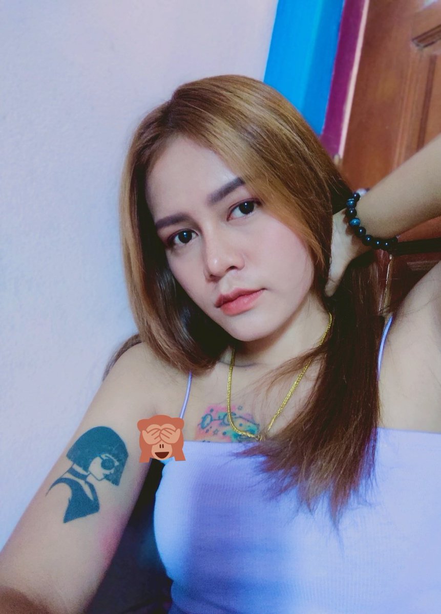 ZMiniARC's tweet photo. โซฟา ระเบียง ขอบเตียง ราวบันได 😝😂 https://t.co/5UffQh1ros