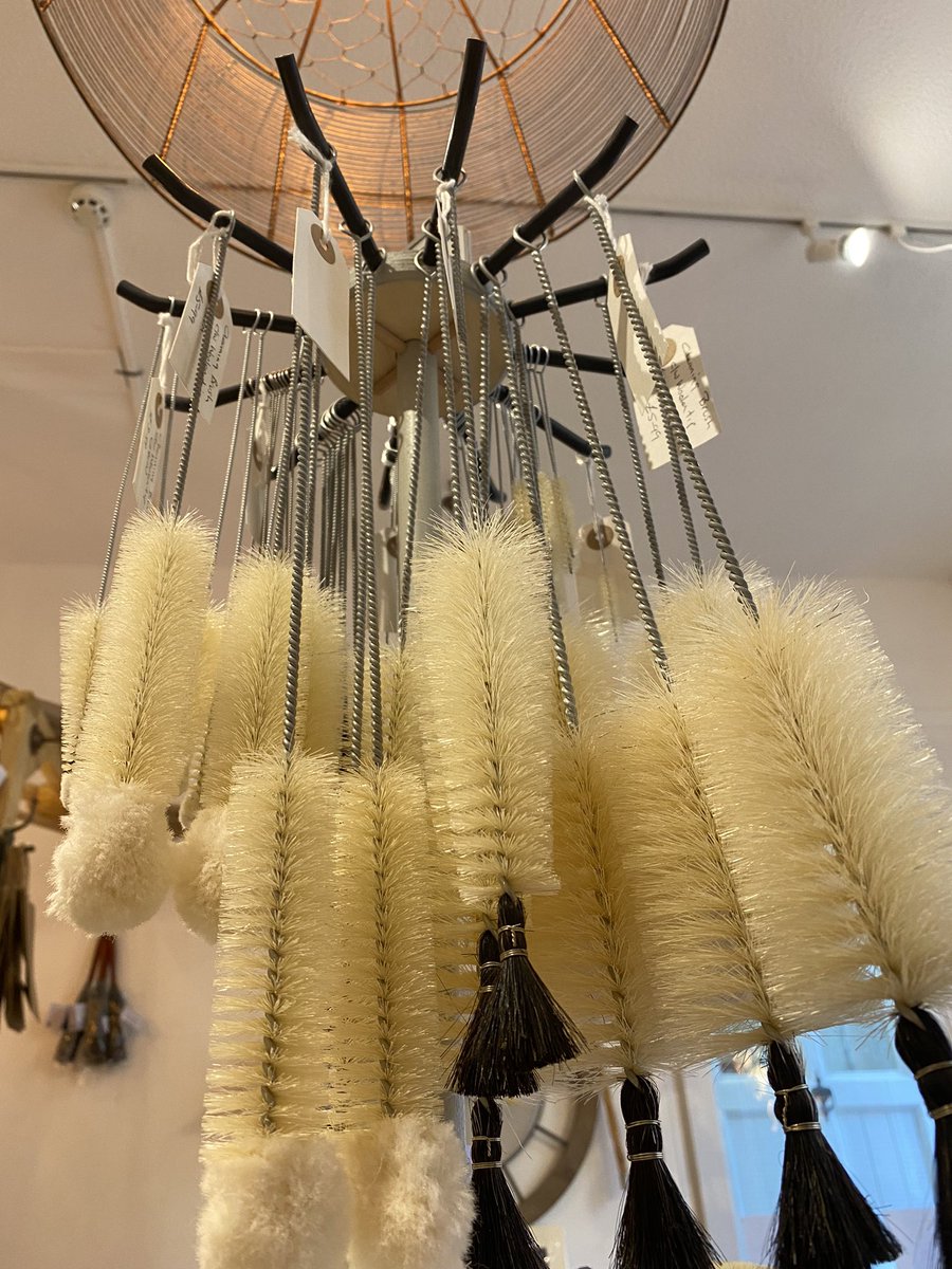 LandSLifestyle's tweet photo. Good morning, the shop is closed today and Monday, back open Tuesday from 10.30 - 4.00pm.

#shoplocal #gloucester #SmallBiz 
#weekend #lighting #brushes https://t.co/KBTLMkdW9j