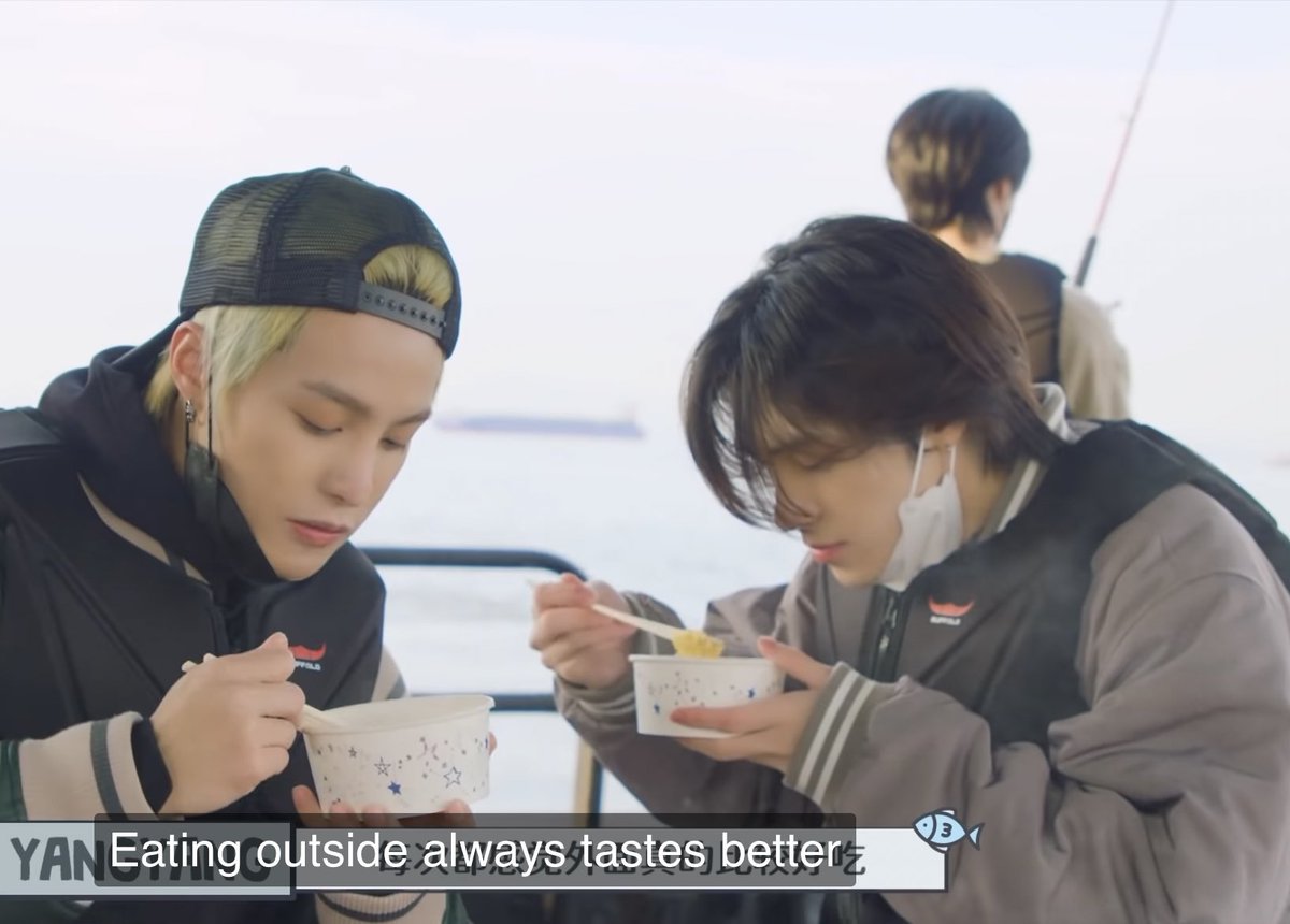 wenderyy's tweet image. I’M LAUGHING SO HARD hendery did NOT want to go fishing, he didn’t say a word until the food appeared HAHAHAH 😂🤣