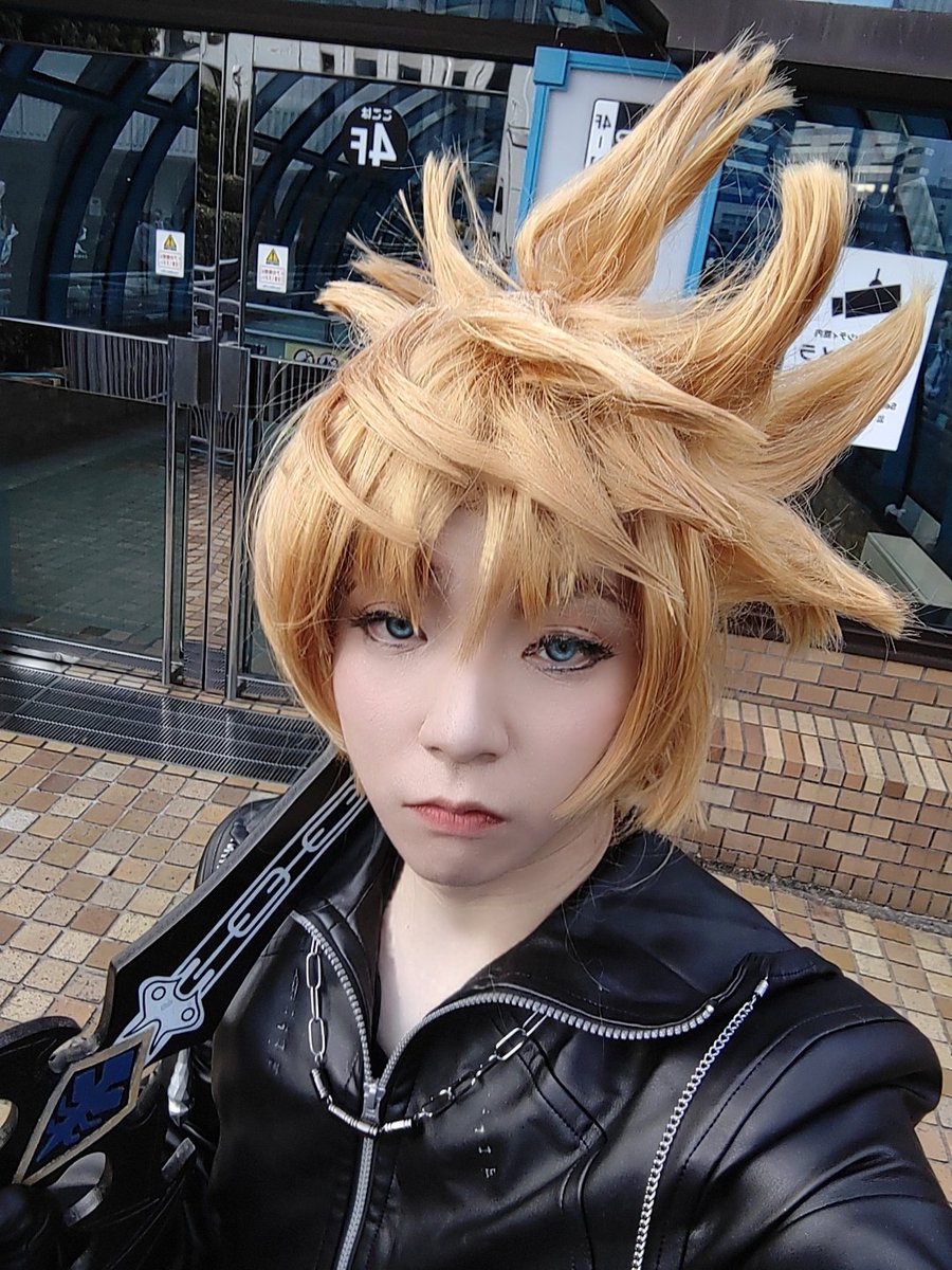 Twoucan ロクサス シオン の注目ツイート イラスト マンガ コスプレ モデル