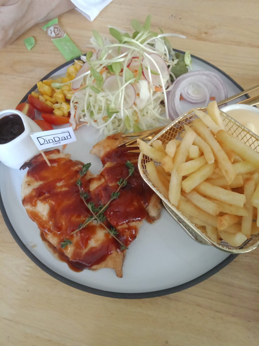 Deadpoolswaggag's tweet image. 