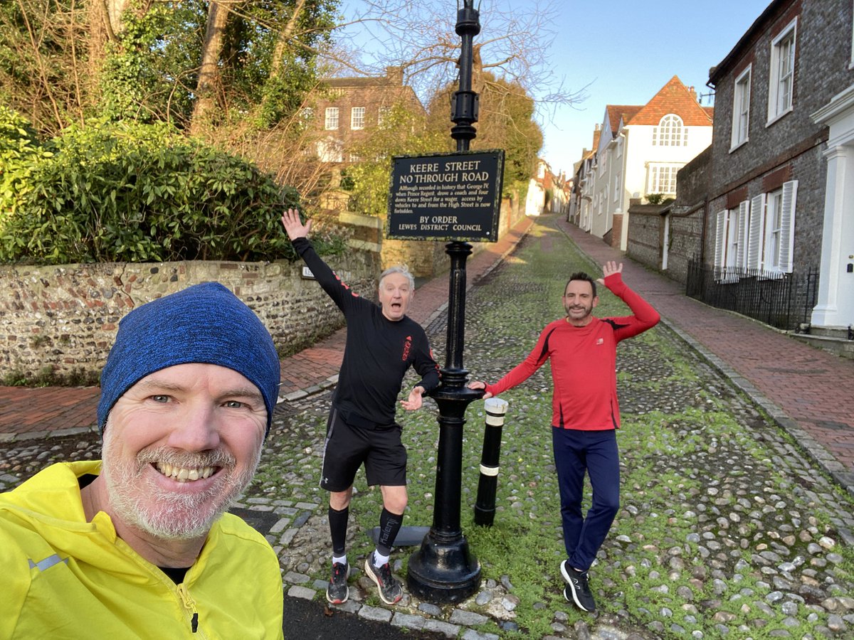 We run the Twittens tweet media