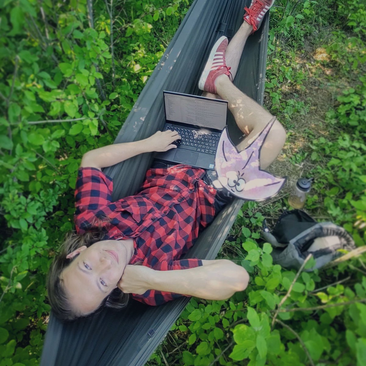 I couldn't have ever imagined an virtual token could be my most valuable companion. Sophisticated Stingray opens doors to so many great communities and opportunities. And this is only the beginning. Thanks <a href="/veefriends/">VeeFriends</a>

#nft #nftcollector #veefriends #veefriendsart #digitalnomad