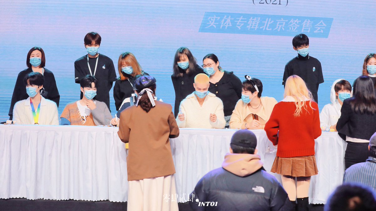 INTO10424's tweet photo. #into1 #LIUYU #刘宇 #SANTA #赞多 #RIKIMARU #力丸 #MIKA #米卡 #NINE #高卿尘 #LINMO #林墨 #BOYUAN #伯远 #ZHANGJIAYUAN #张嘉元 #PATRICK #尹浩宇 #ZHOUKEYU #周柯宇 #LIUZHANG #刘彰 https://t.co/Dfxlvd17pm