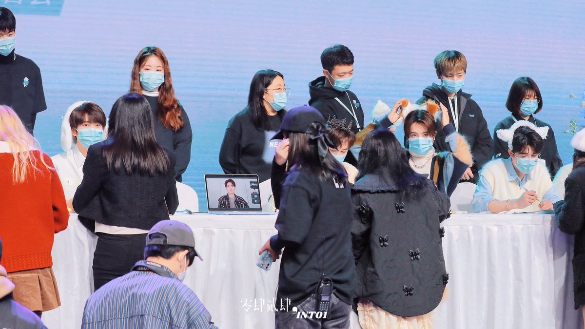 INTO10424's tweet photo. #into1 #LIUYU #刘宇 #SANTA #赞多 #RIKIMARU #力丸 #MIKA #米卡 #NINE #高卿尘 #LINMO #林墨 #BOYUAN #伯远 #ZHANGJIAYUAN #张嘉元 #PATRICK #尹浩宇 #ZHOUKEYU #周柯宇 #LIUZHANG #刘彰 https://t.co/Dfxlvd17pm