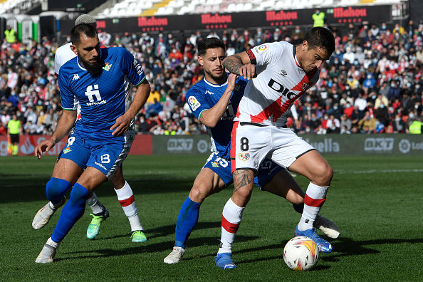 SystemFoot's tweet photo. [#Liga🇪🇸] 1-1 entre le #Rayo et le #Betis !

⚽️ #Balliu 70’

🟥 #Moreno 33’
⚽️ #Canales 45’+2

#RayoRealBetis https://t.co/JJwOcj1tCj