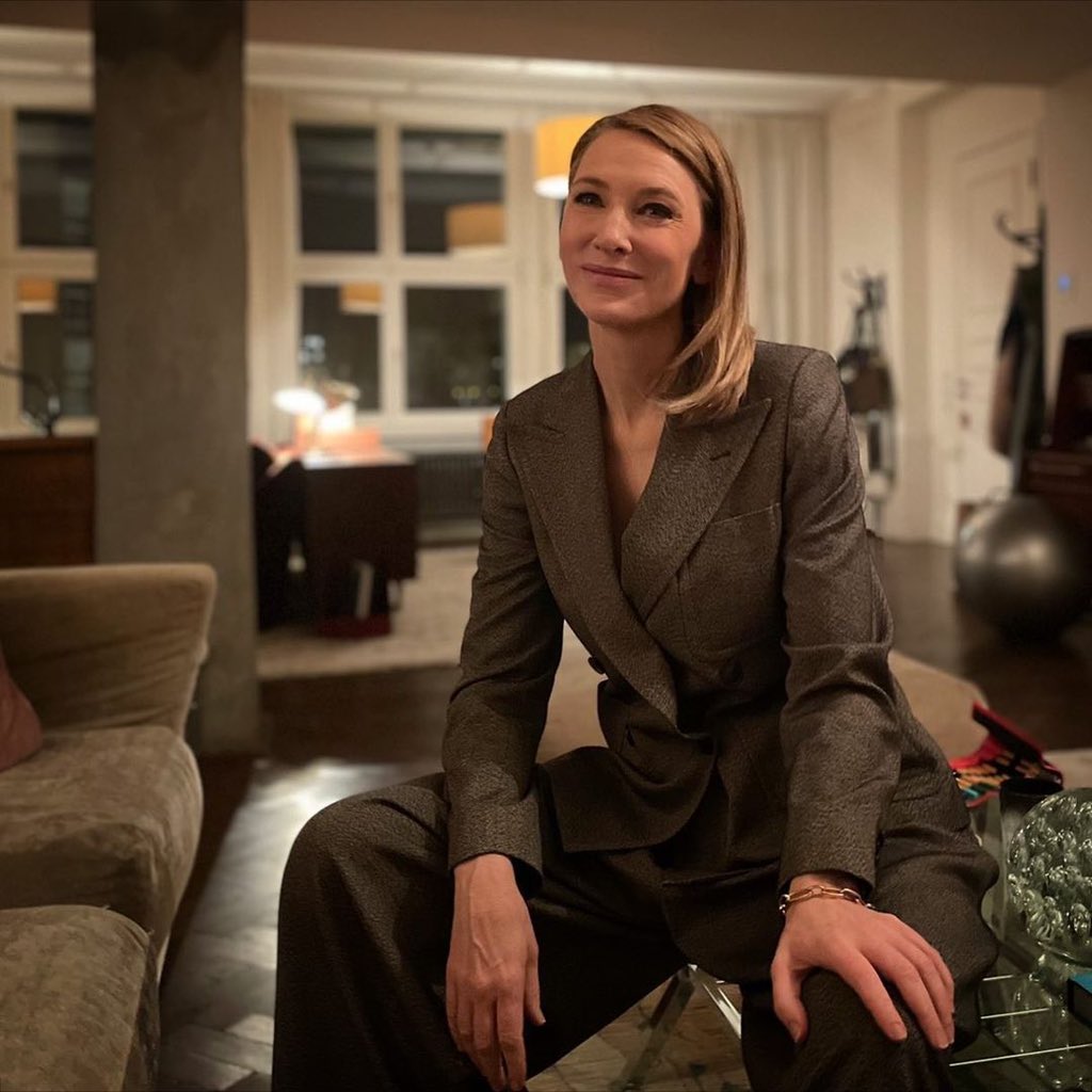 bbblanchett's tweet photo. NEW CATE BLANCHETT CONTENT JUST DROPPED !! https://t.co/OPPCL5Qm7i