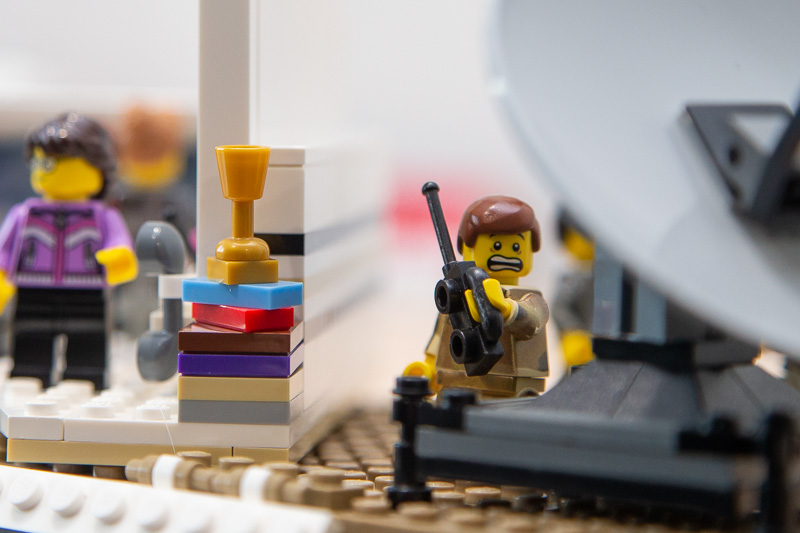 AussieSpaceGirl's tweet photo. Our contracts have won multiple national-level awards but we've nowhere to display them, so they end up in a corner. And yes, that expression is on every Army technicians' face when they see some of the kit they have to maintain. 4/5 #miltwitter #yourADF #satops #lego https://t.co/b0uRTcmLaV