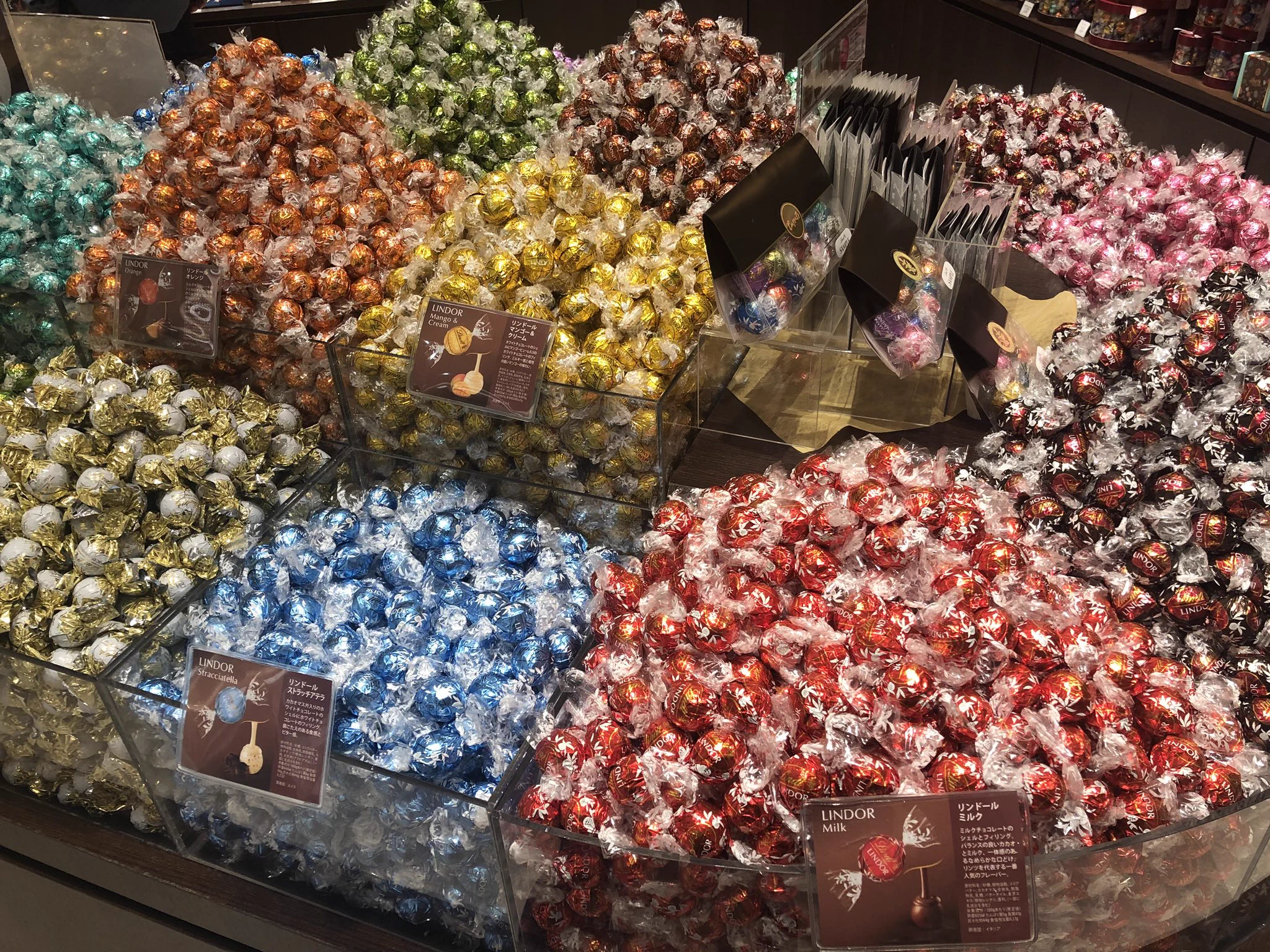 妻の誕生日にと見栄を張ったら想定の２倍の会計だった。妻のある言葉を聞いた時に「自分の器の小ささを再確認」した。