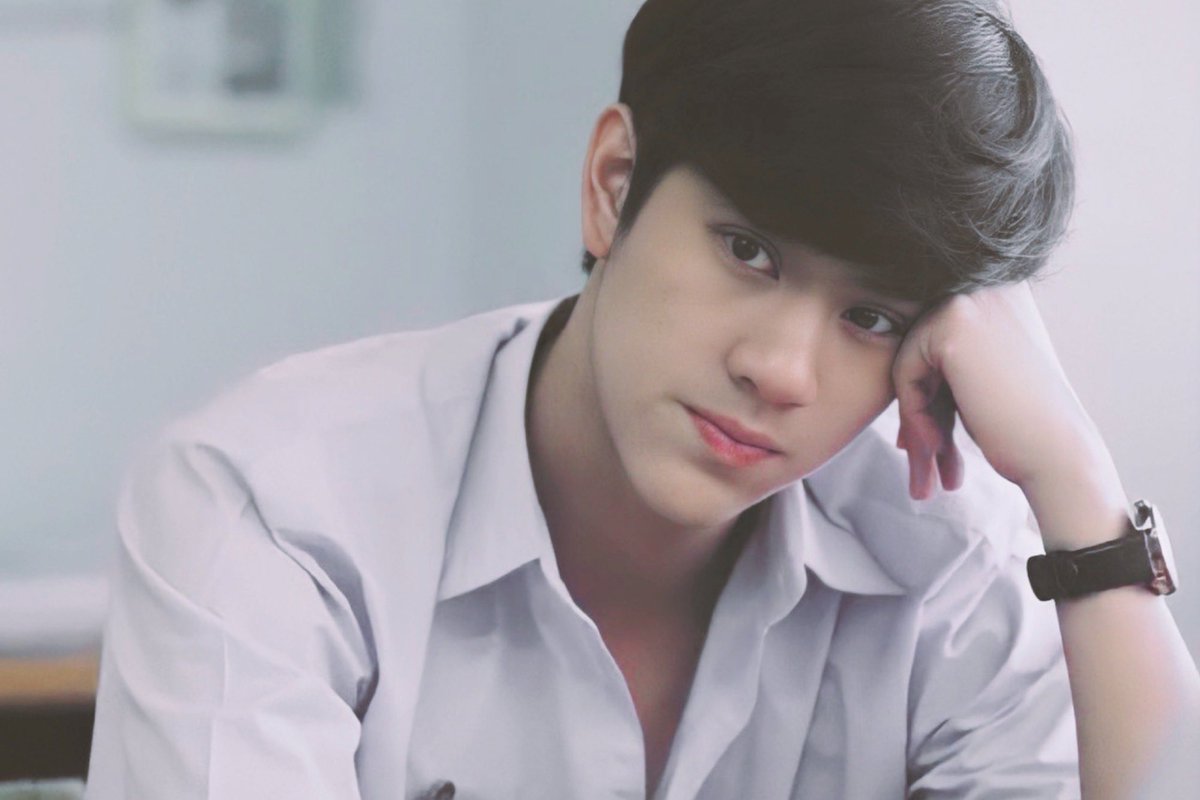 มองหน้าอยากมีเรื่องหรืออยากมีเรา