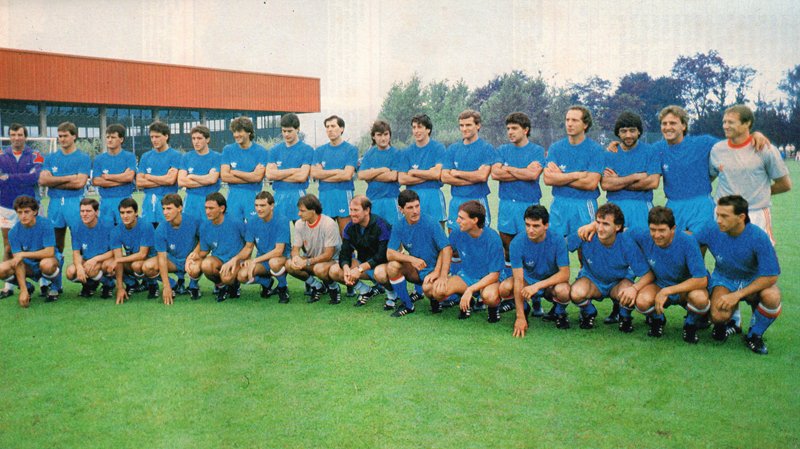 El Fútbol de Ayer (@elfutboldeayer) on Twitter photo <a href="/AthleticClub/">Athletic Club</a> 87/88. Los de Kendall quedaron cuartos y se clasificaron para la UEFA
📸Sarabia, Argote,Urtubi, Liceranzu,Gallego, Andrinúa,P.Salinas, Ferreira,De Andrés, Biurrun, Uralde,Noriega, L.Fernando, Ayarza, Lizarralde,J.Aguirre, Elgezabal,Ayúcar, Sarriugarte,R.Martínez... <a href="/AthleticClub/">Athletic Club</a> 87/88. Los de Kendall quedaron cuartos y se clasificaron para la UEFA
📸Sarabia, Argote,Urtubi, Liceranzu,Gallego, Andrinúa,P.Salinas, Ferreira,De Andrés, Biurrun, Uralde,Noriega, L.Fernando, Ayarza, Lizarralde,J.Aguirre, Elgezabal,Ayúcar, Sarriugarte,R.Martínez...