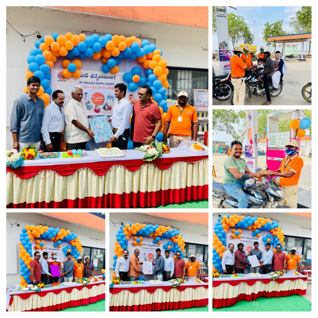 IocOffice's tweet photo. IndianOil Customer Day celebrated at various ROs under Vijayawada Divisional Office. 
#IndianOilCustomersDay @IndianOilcl @ChairmanIOCL @DirMktg_iocl @tapsois20151 @SravanSRao
Gratitude to esteemed Customers for their valued patronage. https://t.co/kNeftOmkMi