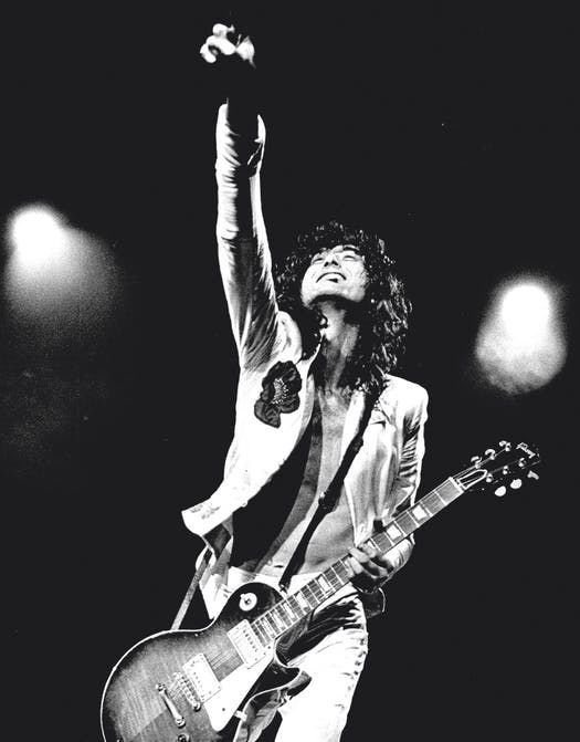 Happy 78th birthday to the legend, Jimmy Page, who was born on this day in 1944. 