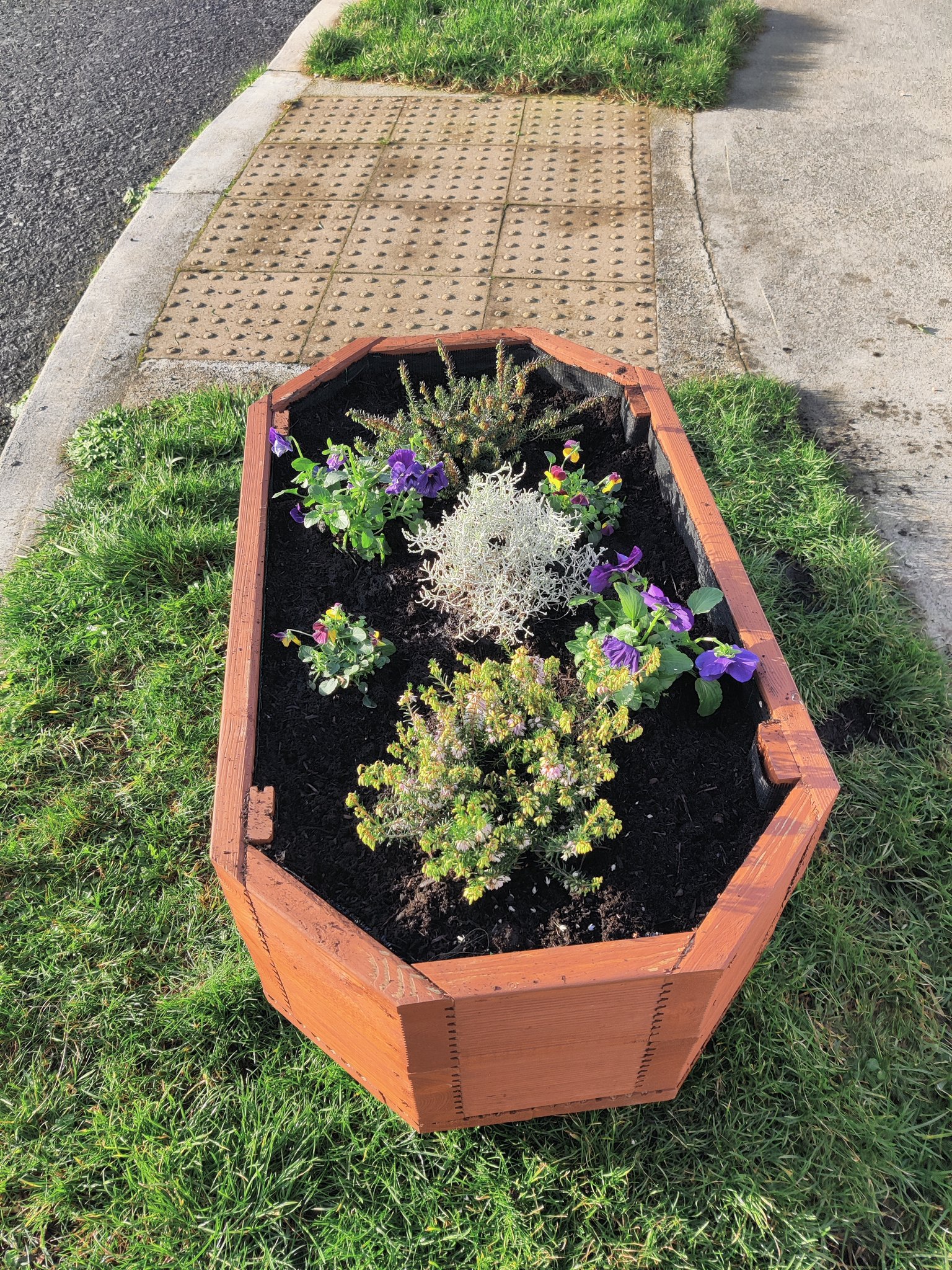 Castleland Park Estate Residents Association (CPERAtweet) / Twitter