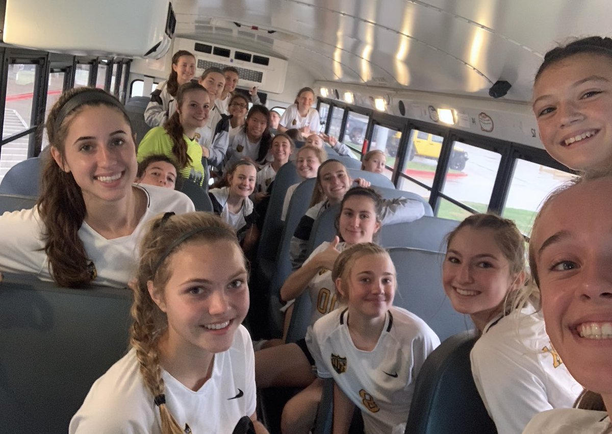 dobson_sierra's tweet photo. update high school season: pre-season starting of right crushing our pre season games and our latest tournament going 3-0 against very good teams! our team is getting stronger and stronger everyday. Can’t wait to continue this season strong! https://t.co/AKVsPJUsMB