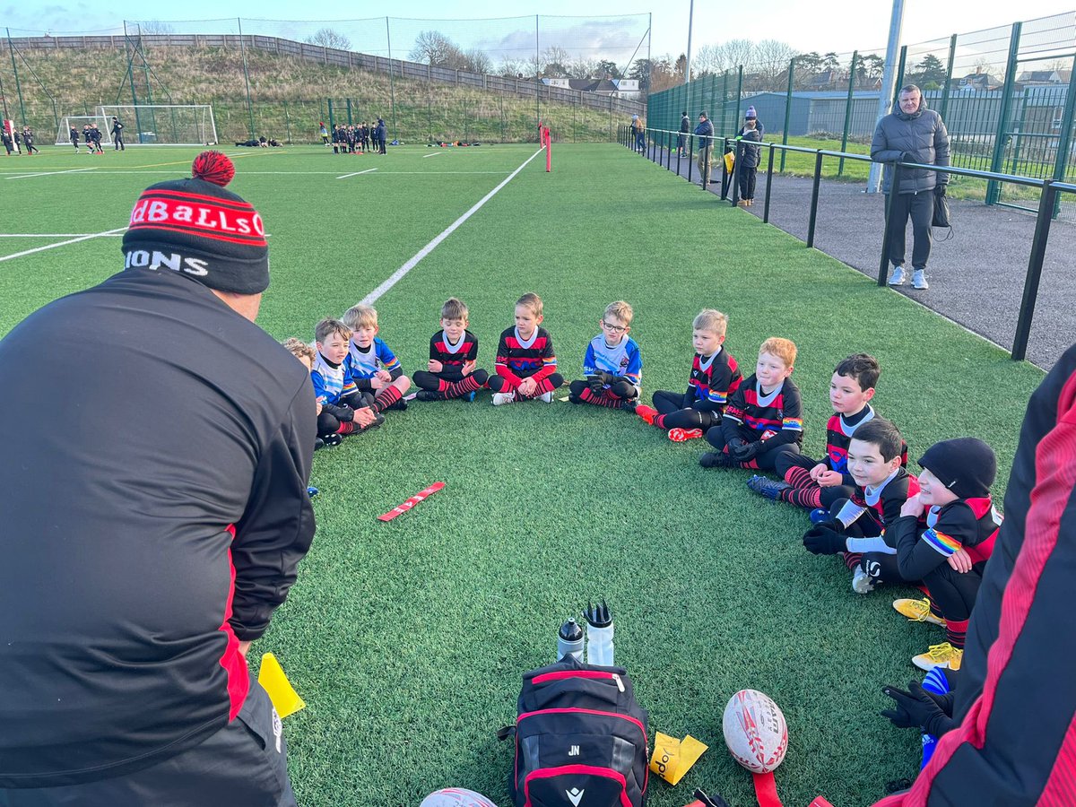 Llanishen RFC U10s 🔴🦁⚫️ (@llanishenlions1) on Twitter photo Great to have the kids back this morning up <a href="/llanishen3g/">@Llanishen3G</a> to have an inter club warm up game to blow the cob webs off. Really impressed the coaches with their passing and tagging ❤️🖤🦁<a href="/LlanishenMJs/">Llanishen RFC M&Js</a> Great to have the kids back this morning up <a href="/llanishen3g/">@Llanishen3G</a> to have an inter club warm up game to blow the cob webs off. Really impressed the coaches with their passing and tagging ❤️🖤🦁<a href="/LlanishenMJs/">Llanishen RFC M&Js</a>