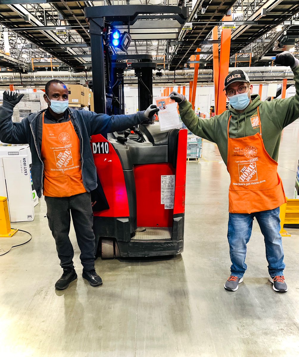 TalinTroxell (@talin_troxell) on Twitter photo Meet Eso. He has been in the US for 2years and with THD for four months. He speaks French fluently! Peer to peer homer for him! He’s always the last one heading up to break. People like this guy is why I love working at THD!!
<a href="/Malcolm7976/">Malcolm Robinson</a> <a href="/pnagyTHD/">Patty Nagy</a> <a href="/THDChrisOrsini/">Chris Orsini</a> <a href="/PonnThd/">SPonnTHD</a> Meet Eso. He has been in the US for 2years and with THD for four months. He speaks French fluently! Peer to peer homer for him! He’s always the last one heading up to break. People like this guy is why I love working at THD!!
<a href="/Malcolm7976/">Malcolm Robinson</a> <a href="/pnagyTHD/">Patty Nagy</a> <a href="/THDChrisOrsini/">Chris Orsini</a> <a href="/PonnThd/">SPonnTHD</a>