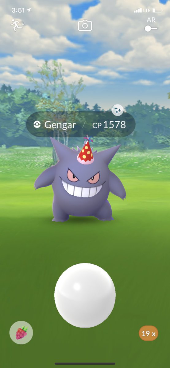 lilbaobb's tweet photo. Caught this so randomly in a last minute raid a couple days ago #PokemonGoRaids #pogo #PokemonGO shiny luck coming back a little??? https://t.co/HBtskolMsJ