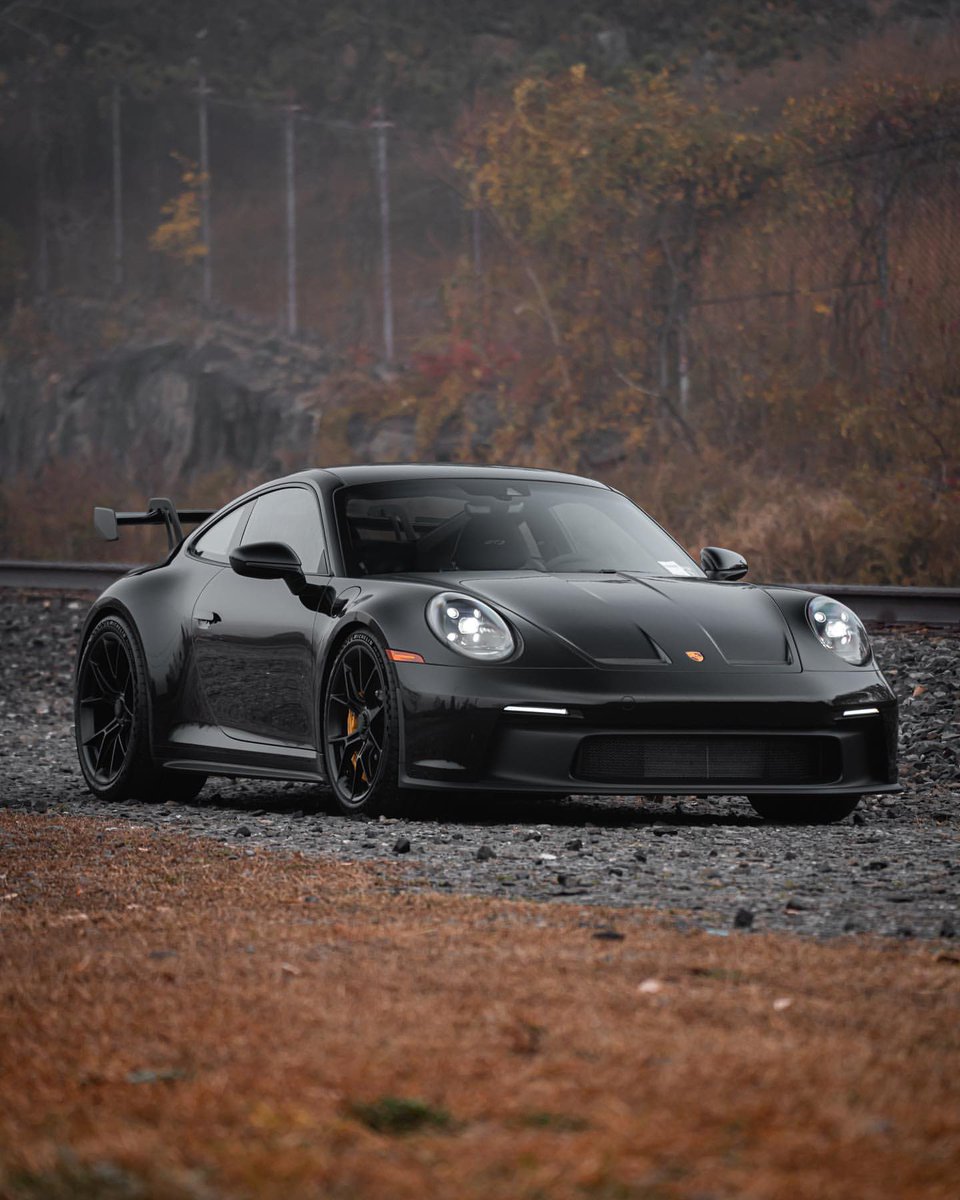 carpxrnpicx's tweet photo. 992 GT3 https://t.co/QhoWHHxZhs
