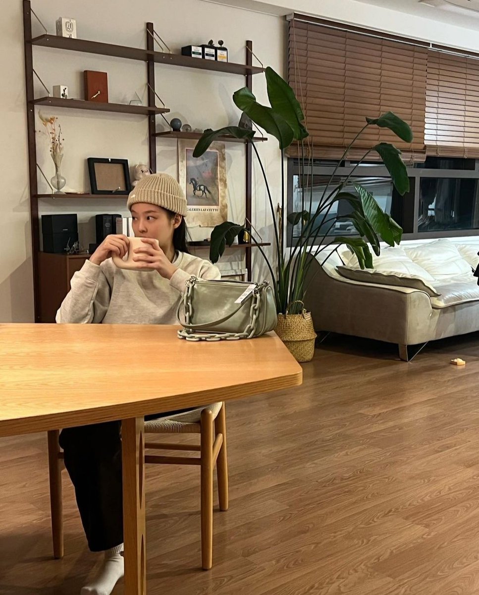 ㅤ
                             chilly nights 
             
ㅤ