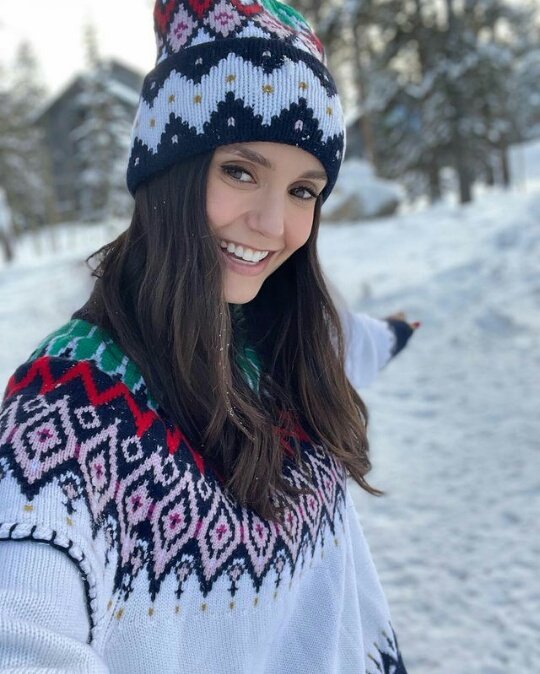                                 Nina Dobrev   33.
Happy 33rd Birthday     