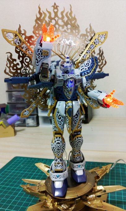 拝ンダムな 不動明王ゴッドガンダム ガンプラ彫師が明鏡止水の境地で制作 22年6月5日 エキサイトニュース