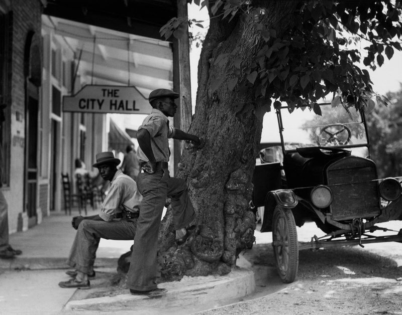 BLKAmericans_'s tweet photo. Sunday Afternoon, Colliersville, Tennessee, 1935 https://t.co/XULisX3SHj