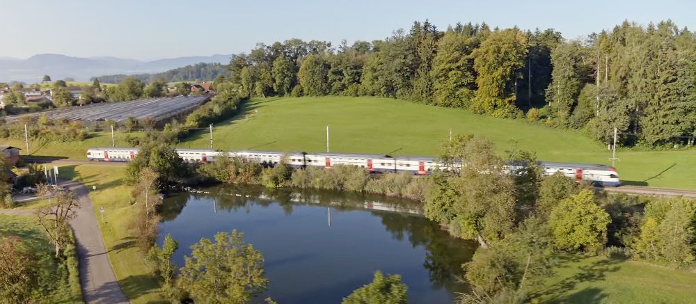 TRAFAG En los trenes la eficacia de los sistemas de frenado, entre otros sistemas, se basa en los transmisores de presión y en los presostatos trenes.online/trafag-monitor…

trenes.online/trafag-monitor…