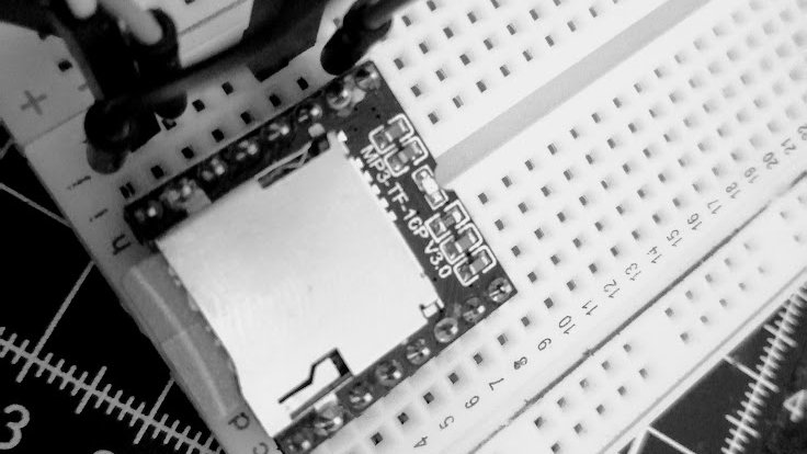 pixeledi's tweet image. Finally the #esp32 and #DFRobotDFPlayerMini are communicating with each other... The connection to  #blynk was the easy part. 🎶🎶