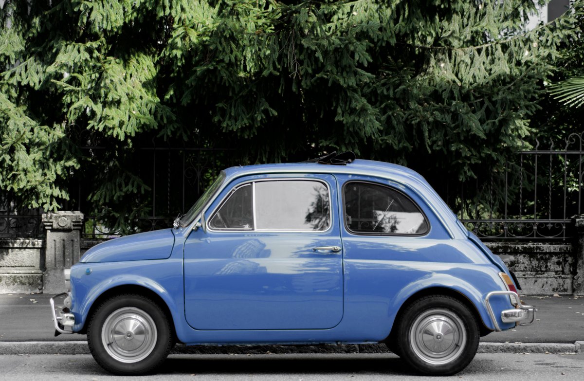 CompleteCover's tweet image. Does a car’s nickname tell you more about the car or the person? Tell us your car’s nickname and the reason behind it!🚗

 #carnicknames