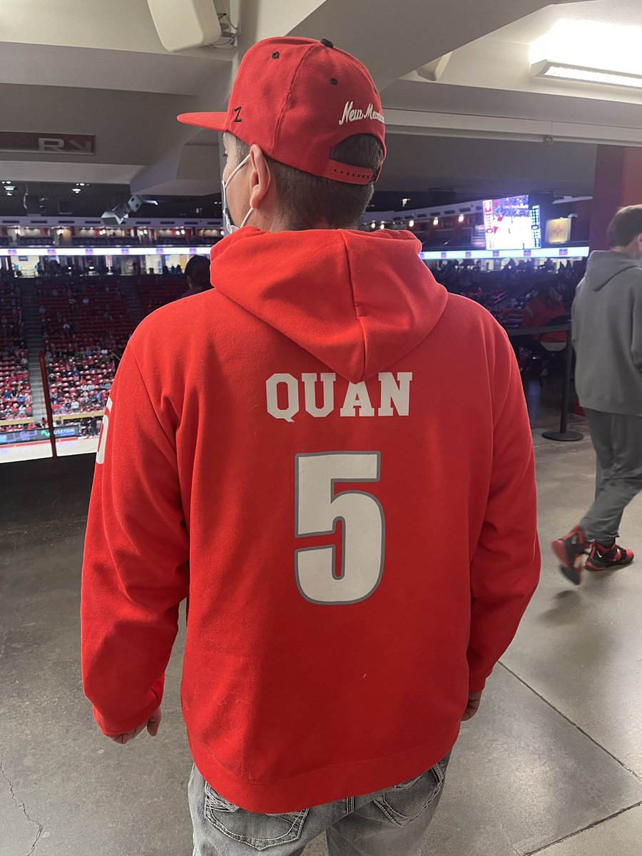 Felt good being back in Pit last night, weird being in the bleachers but I received a lot of love.. I’ll always love and cherish #LoboNation.. This was the dopest thing see tho lol two years later!!! #GoLobos